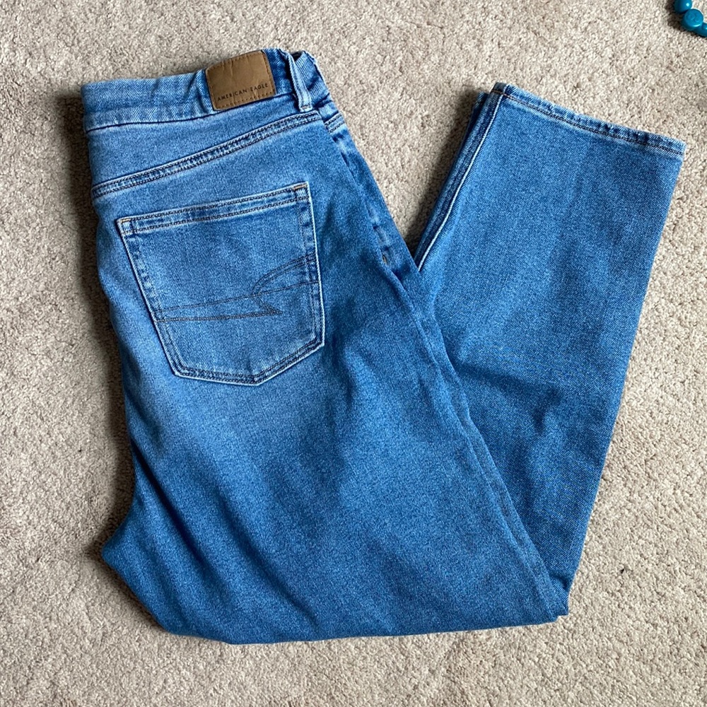 American Eagle Stretch Curvy Mom Jean